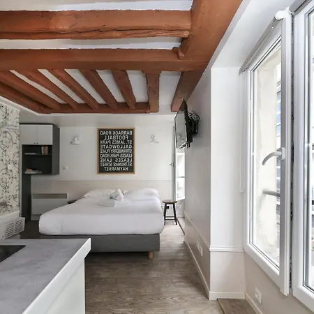 아파트 Parisien 20m2 En Face Du Musee Grevin - 2p