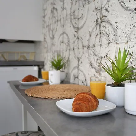 Apartament Parisien 20m2 En Face Du Musee Grevin - 2p *
