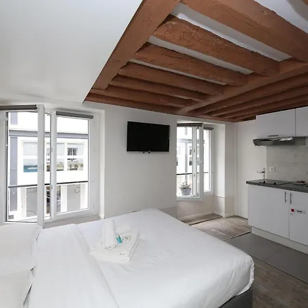 Parisien 20m2 En Face Du Musee Grevin - 2p * 파리