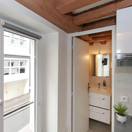 Apartament Parisien 20m2 En Face Du Musee Grevin - 2p